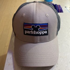 Parkhoppa hat